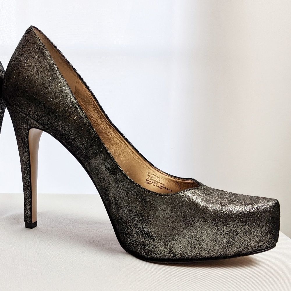 BCBG Silver Glitter Parade Platform Sexy Pumps EUC